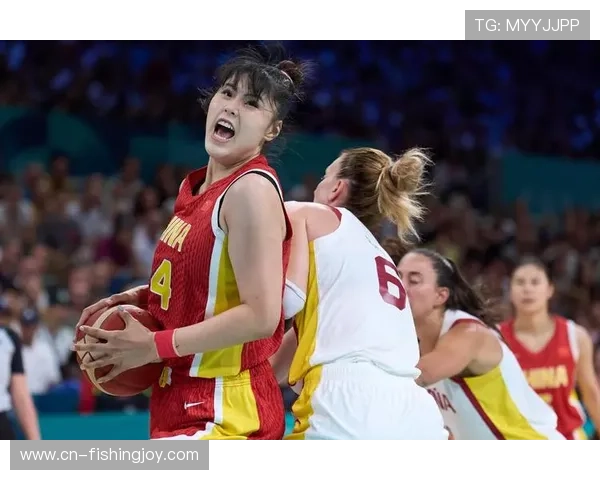 李月汝因场均篮板超5个有望获得奖金，赛季报销化为泡影